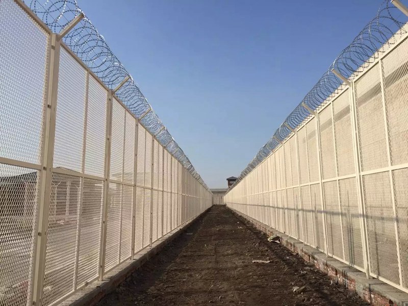 高密度護欄網(wǎng)